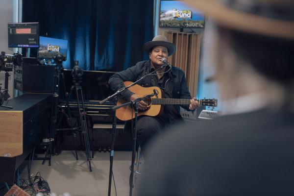 CHRIS PIERCE PERFORMING IN STUDIO